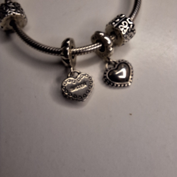 Pandora barrel clasp snake chain braclet 2 stoppers and my special sister charms - Picture 4 of 9